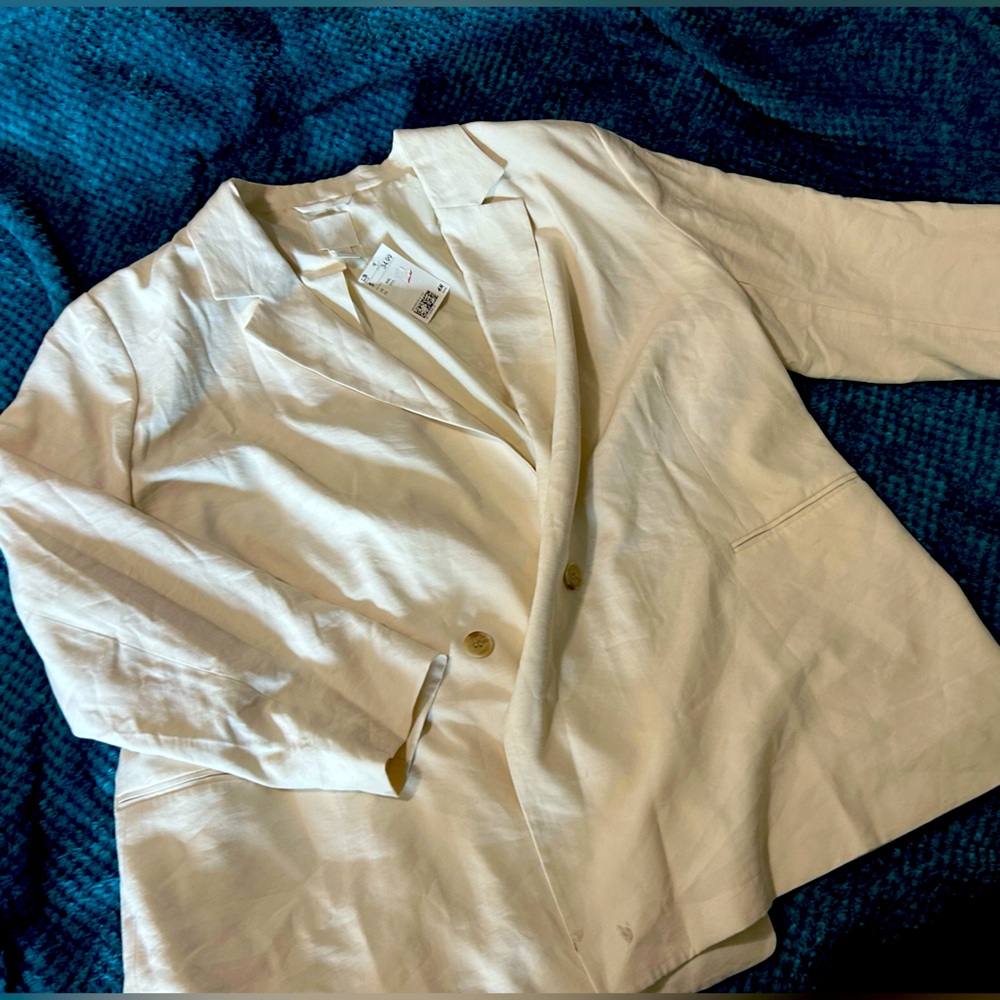 H&M light cream Blazer